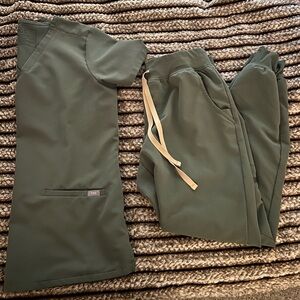 Figs women’s scrub set, small